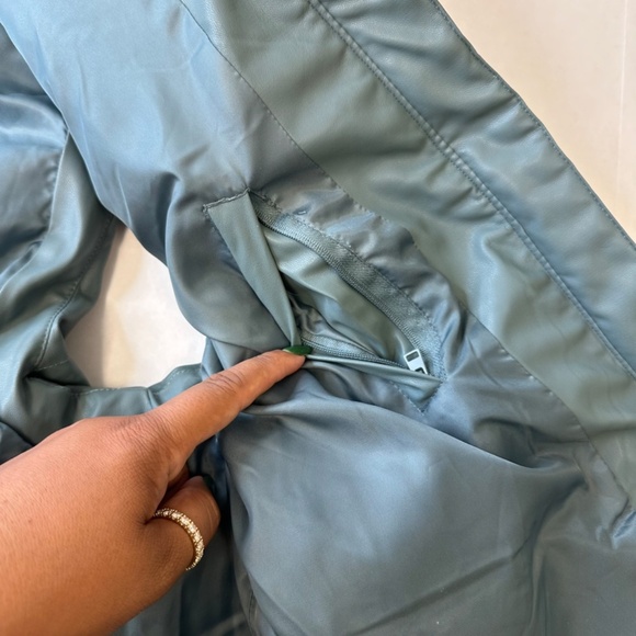 Bagatelle Collection Teal/Green Puffer Vest size Large - Picture 8 of 11